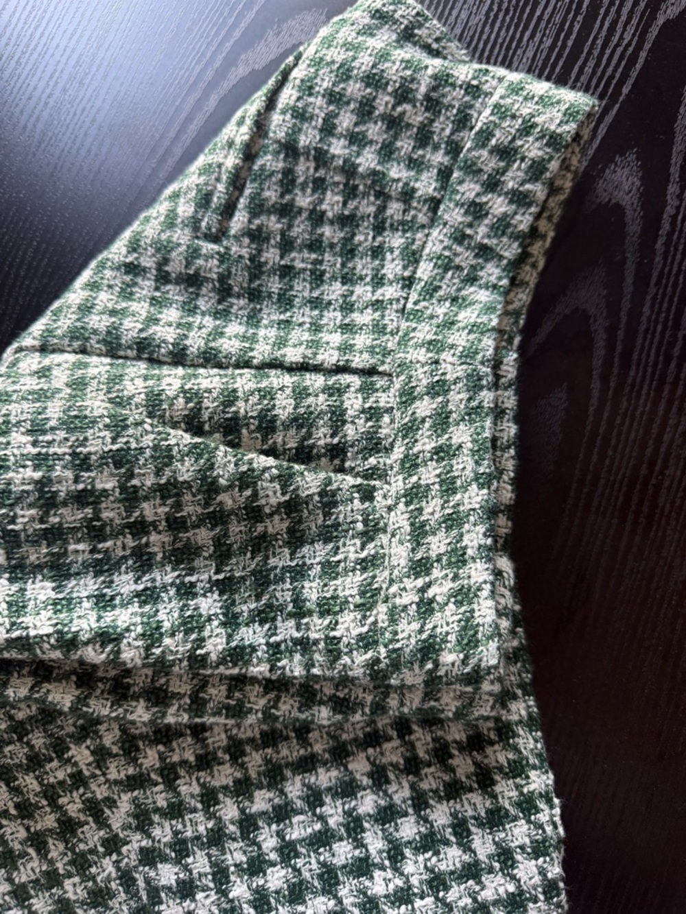 Green & Cream - Picture 12 of 16